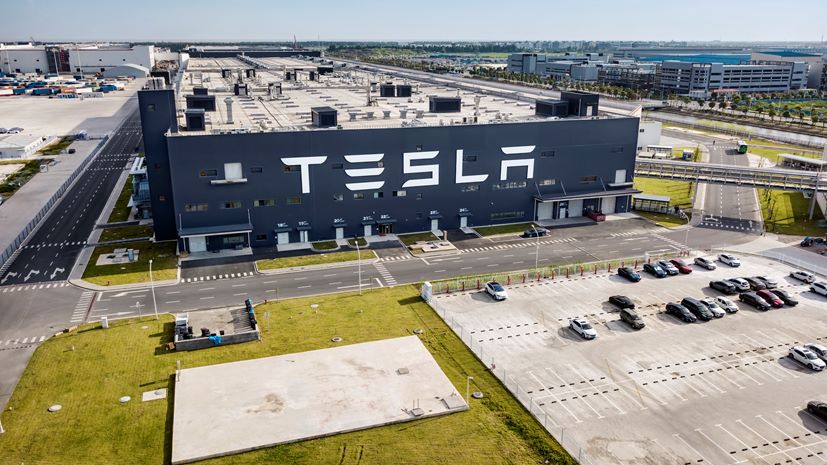 Το εργοστάσιο της Tesla στη Σαγκάη