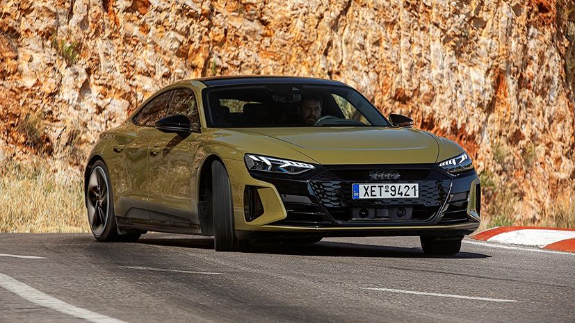 AUDI e-tron GT