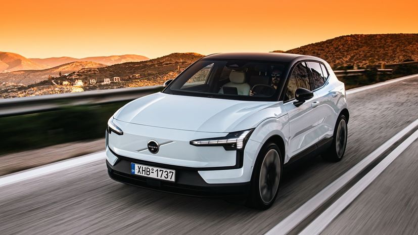 Volvo EX30 Mini SUV 2024