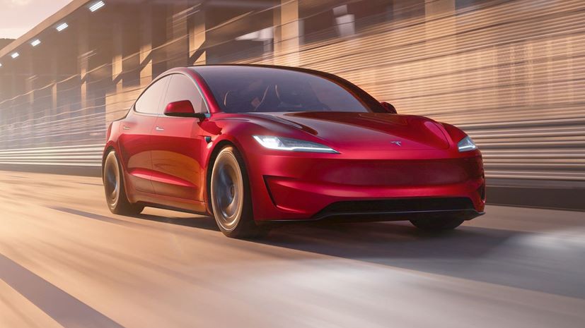 Tesla Model 3 Performance Highland 2024